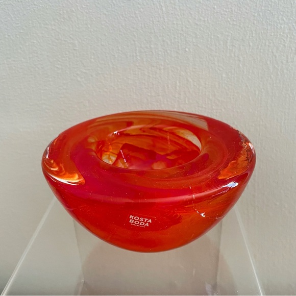 Orrefors Kosta Boda Atoll Votive designed by Anna Ehrner - Picture 1 of 3